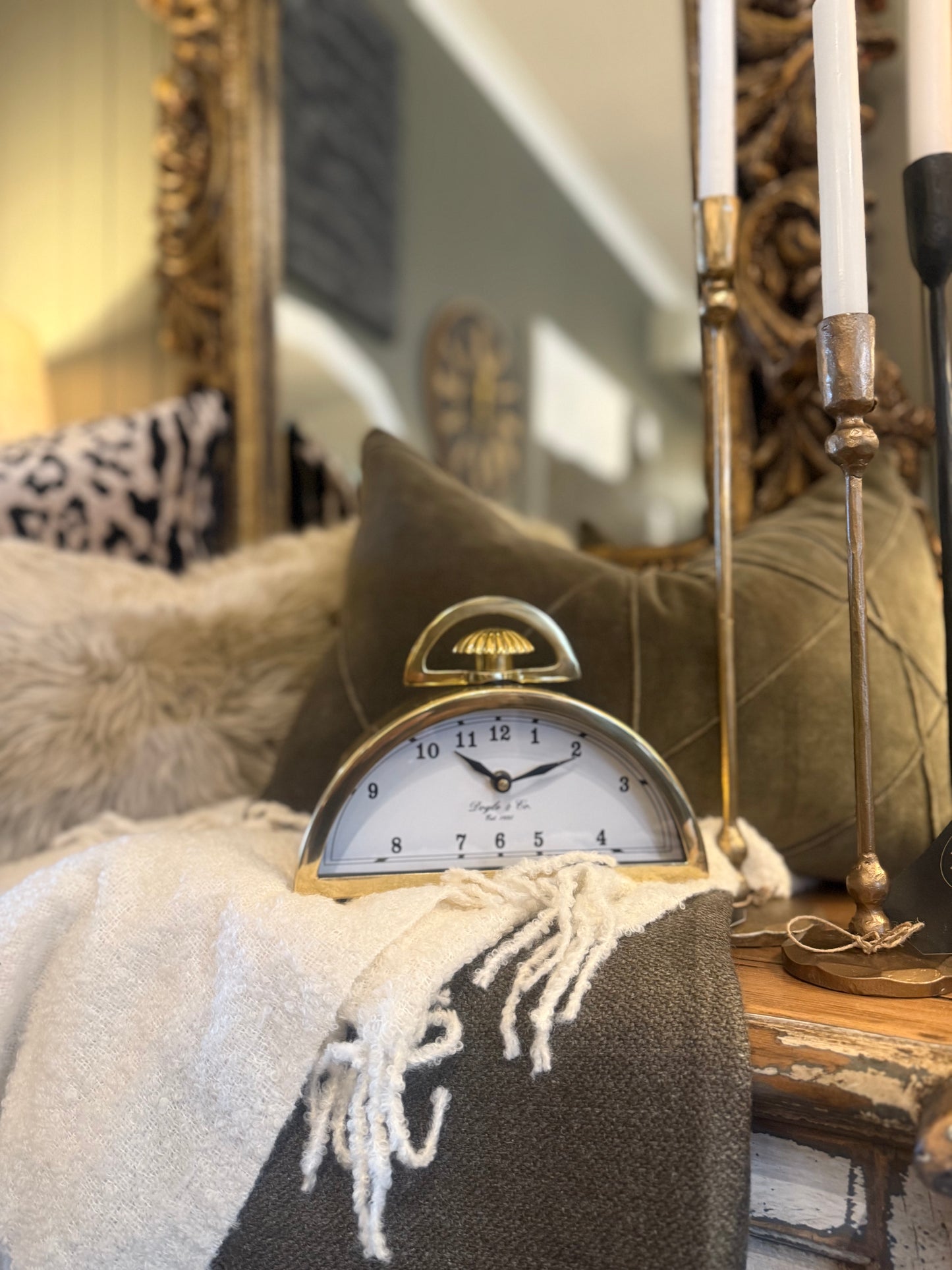 Crescent Clock