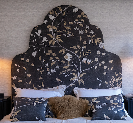 LE GRANDE Custom Made Bedhead