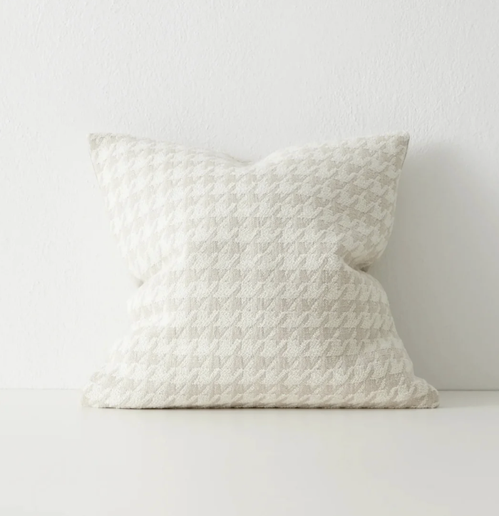 Giovanni Boucle Houndstooth Cushion - 5 Colours