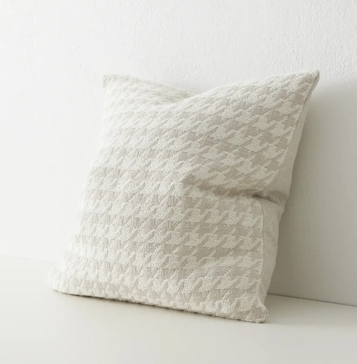 Giovanni Boucle Houndstooth Cushion - 5 Colours