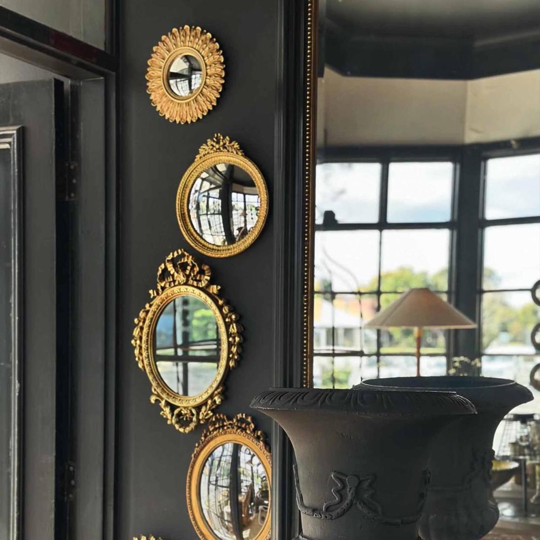 Petal Gilt Round Deco Mirror