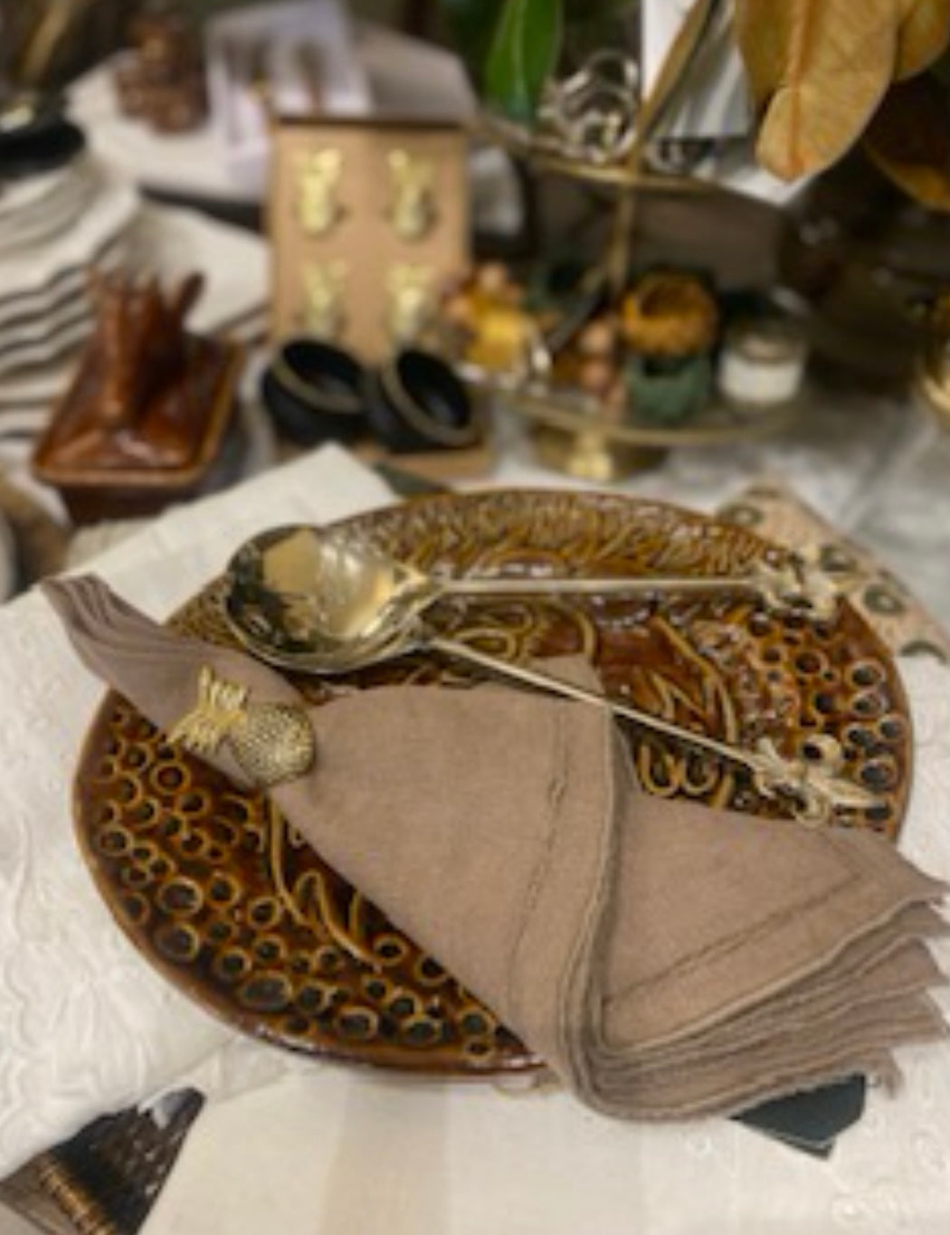 Golden Pineapple Napkin Rings