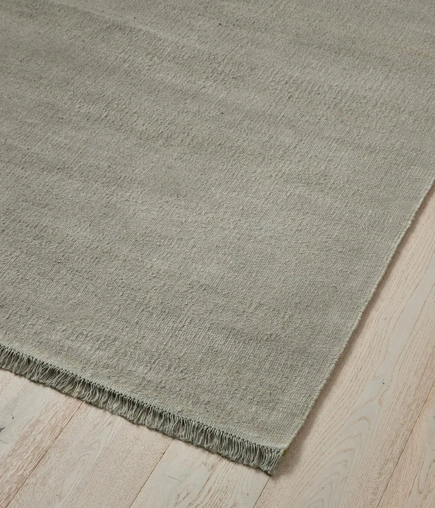 Emilio rug in 5 colours. Available in 2 x 3m and 3 x 4m