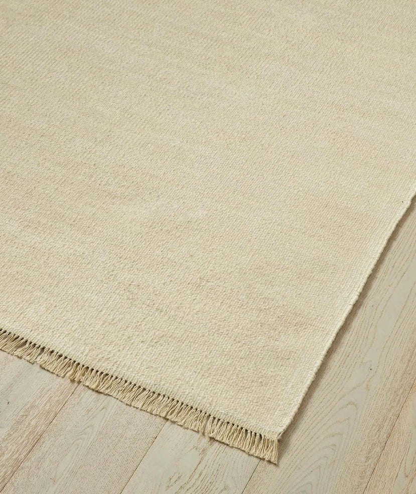 Emilio rug in 5 colours. Available in 2 x 3m and 3 x 4m