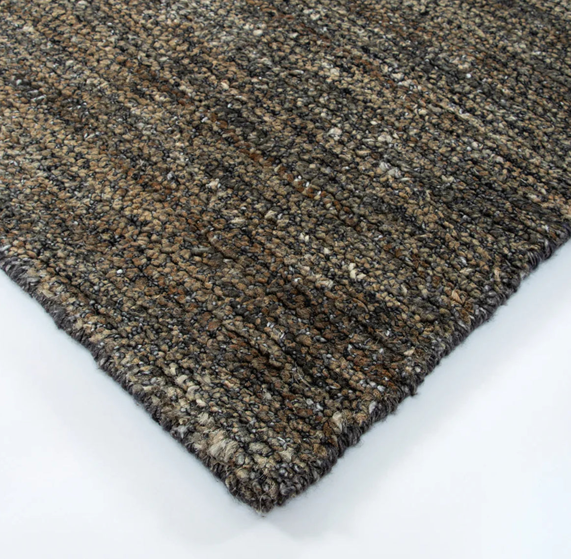 Fairbanks in 2 colours available in 4 sizes
