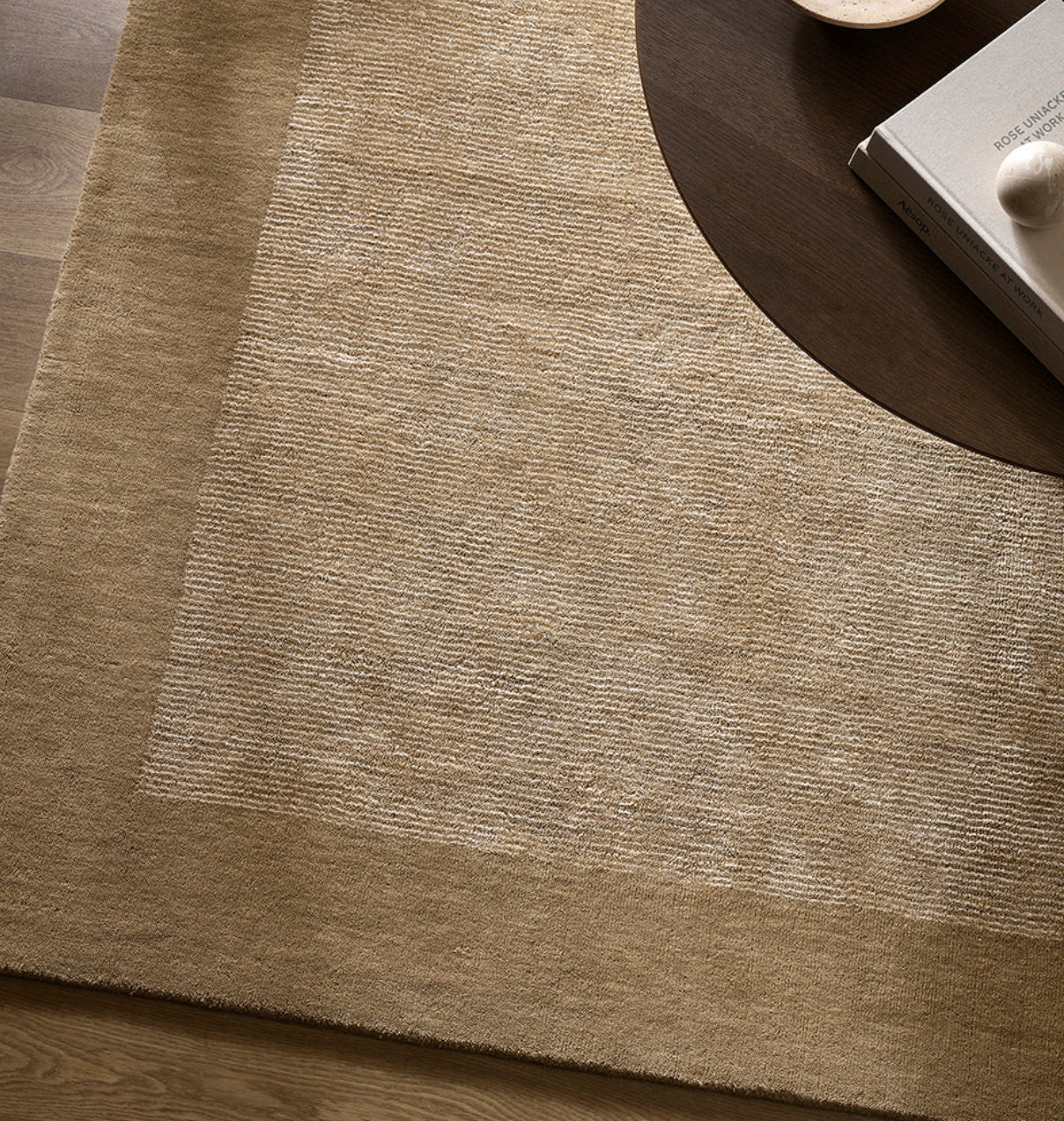 Mayfair in 2 colours available in 2x3m, 2.5x3.5m, 3x4