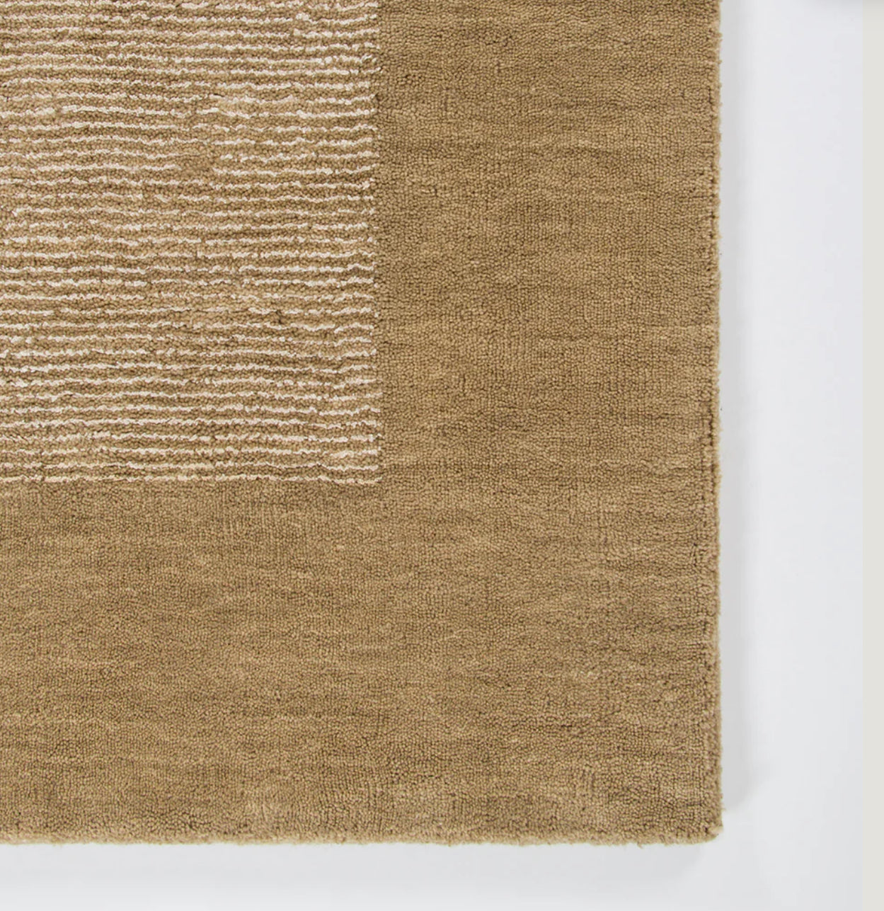 Mayfair in 2 colours available in 2x3m, 2.5x3.5m, 3x4