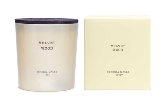 Velvet Wood 600g Candle by Cereria Molla.