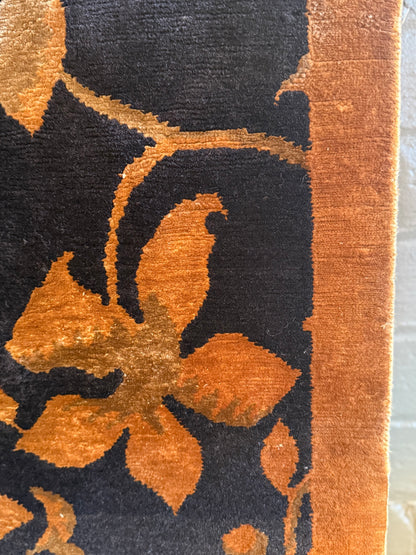 Fine Quality Hand Knotted Napalese Rug