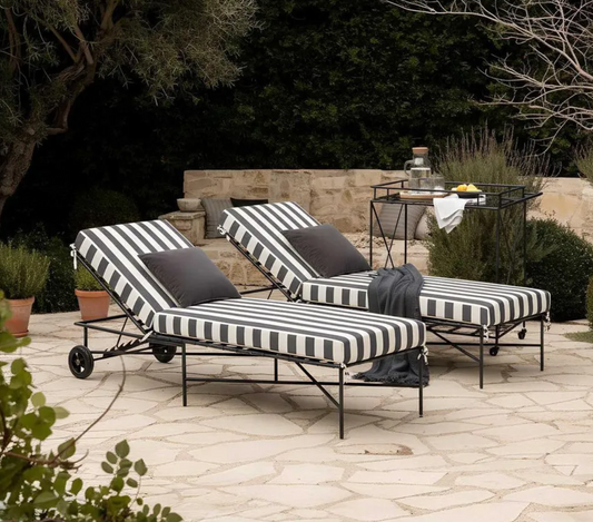 Santa Barbara Outdoor Black & White Stripe Iron Sun Lounge