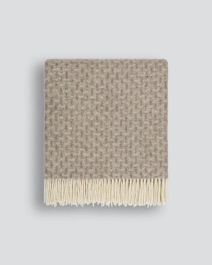 Lambswool Flemish Throw in Fawn