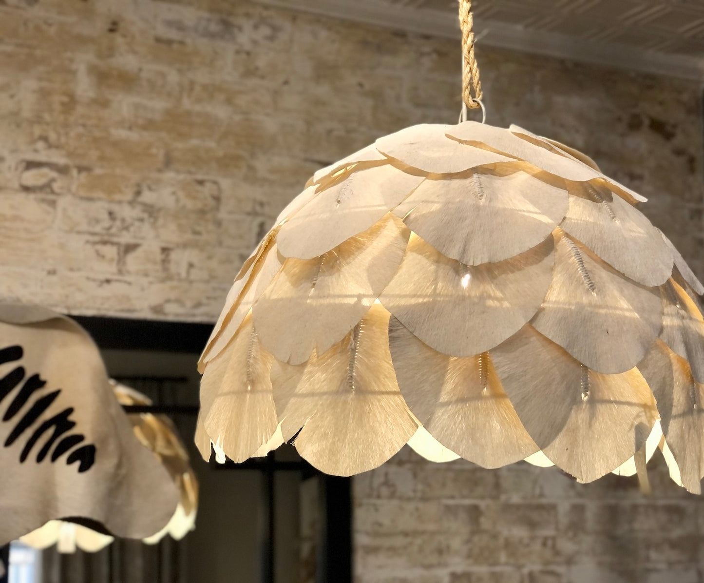 Natural Cotton Scalloped Edges Pendant Light