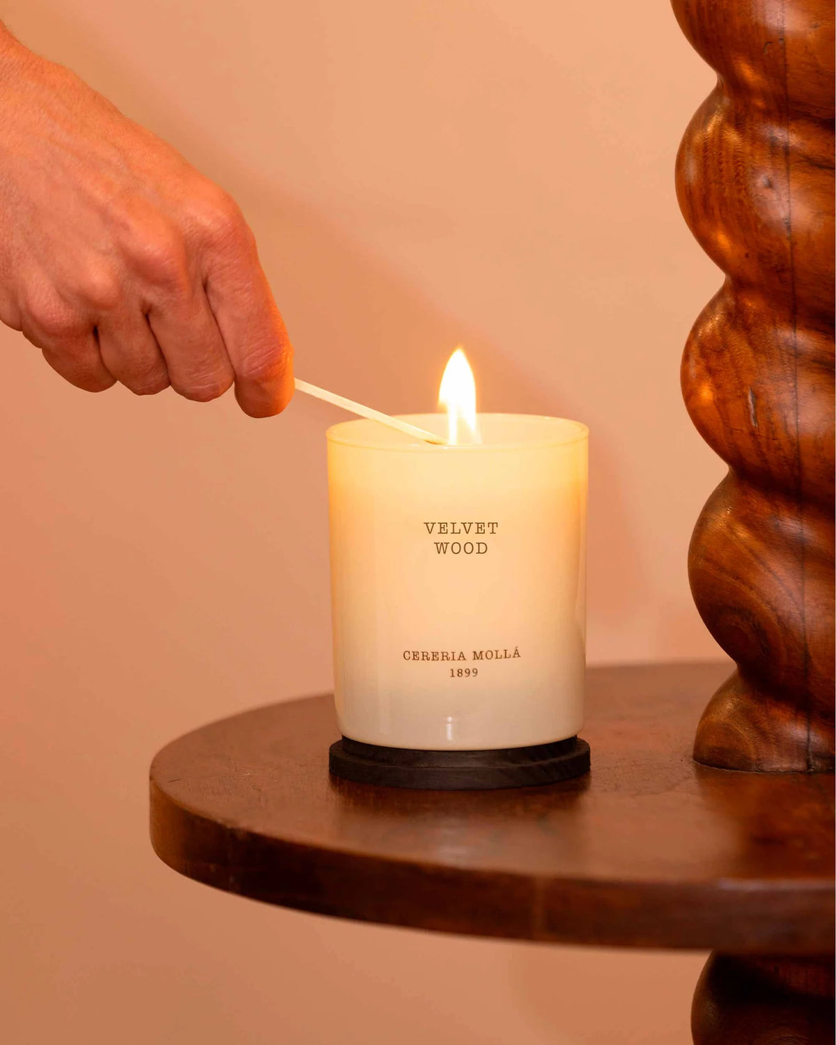 Cereria Molla Premium Candle - Velvet Wood 230g